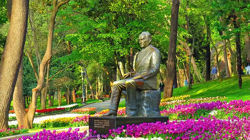 All you need to know about Gulhane Park in Istanbul